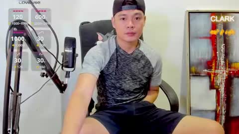 Snapshot of clarkyplaze chatting on June 11, 12:19 am Clark online show from June 11, 12:19 am