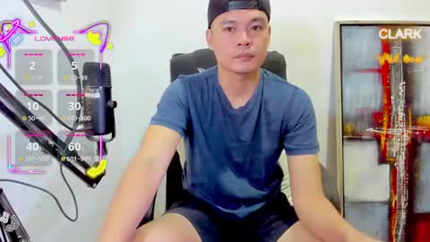 Snapshot of clarkyplaze chatting on June 16, 12:13 am Clark online show from June 16, 12:13 am