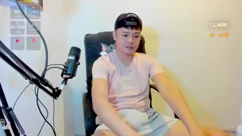 Snapshot of clarkyplaze chatting on June 27, 12:04 am Clark online show from June 27, 12:04 am