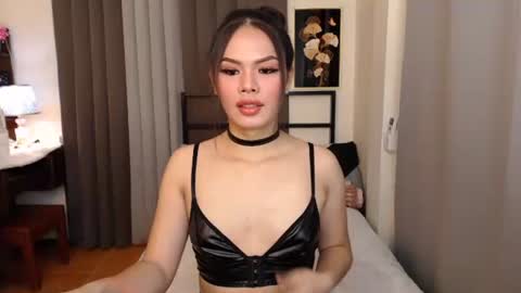 maika online show from November 5, 7:08 am