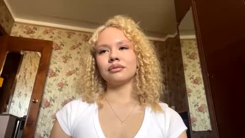 Snapshot of claudettelayel chatting on July 14, 10:21 am claudettelayel online show from July 14, 10:21 am