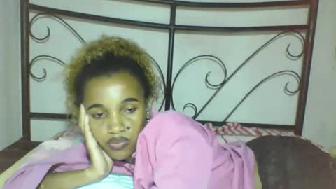 claudianne online show from March 29, 9:04 pm