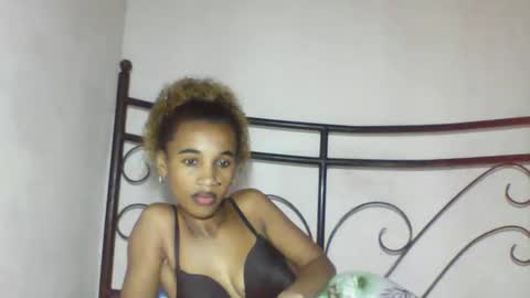 claudianne online show from April 7, 6:52 pm