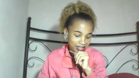 claudianne online show from May 22, 6:53 am