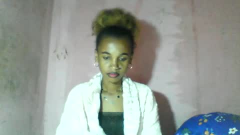 Snapshot of claudiannah chatting on June 23, 7:56 pm claudianne online show from June 23, 7:56 pm