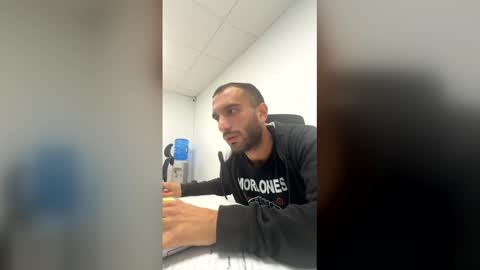 claudiolicro online show from December 14, 3:06 pm