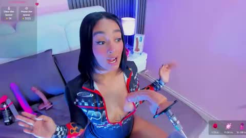 Snapshot of clawdeen__wolf chatting on March 17, 8:34 pm clauwdeen wolf online show from March 17, 8:34 pm
