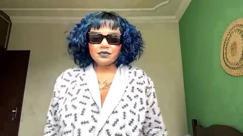 cleliastabs online show from March 4, 1:50 pm