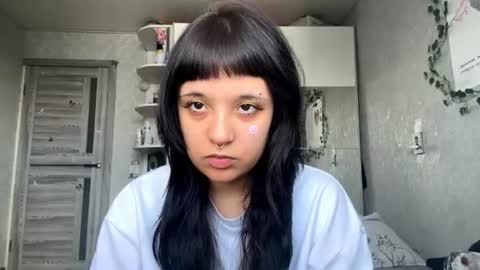 Bella online show from June 20, 11:24 am