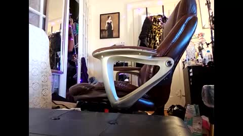 Clementine Muffin online show from January 7, 10:41 pm