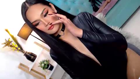 Cleo online show from October 14, 11:27 pm