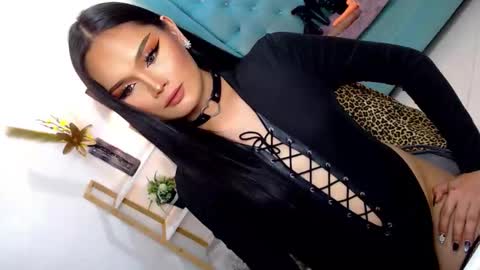 Cleo online show from November 26, 12:44 am