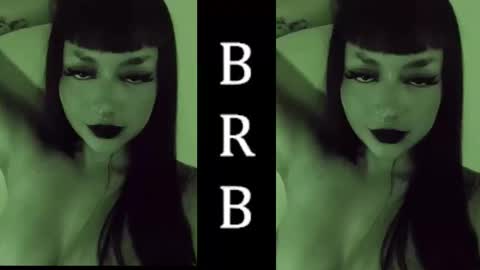 cleoopatraa__ online show from February 5, 8:02 pm