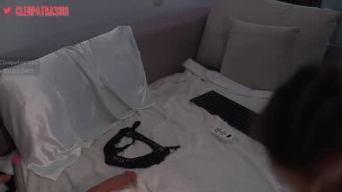 Cleopatra online show from February 1, 1:51 pm