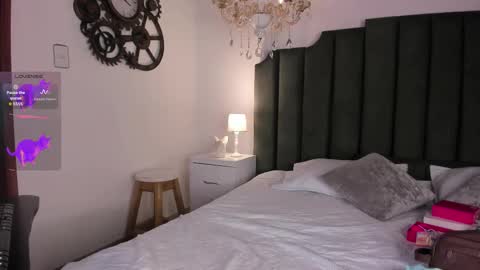 Cleopatra online show from February 5, 8:46 pm