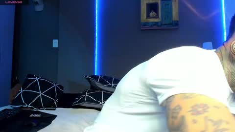 cleo y maikol online show from March 15, 4:07 am