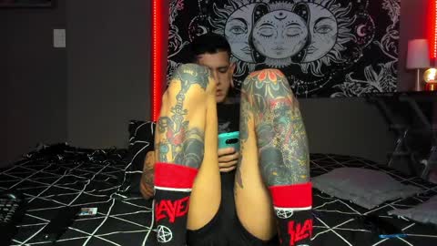 cleo y maikol online show from April 3, 1:36 am