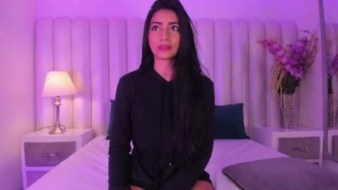 Snapshot of cleosteele_ chatting on June 23, 8:01 am CleoSteele online show from June 23, 8:01 am