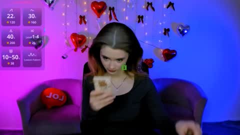 Snapshot of clery_shine chatting on February 12, 12:49 am clery_shine online show from February 12, 12:49 am