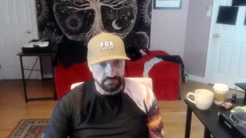 chad online show from May 25, 1:28 pm