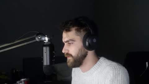 Snapshot of clipsonog chatting on November 17, 12:44 pm AMA TAKE CHATURBATE OVER LETSGOOOOO started februari 12 2024 online show from November 17, 12:44 pm