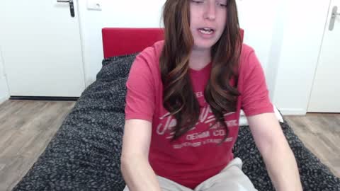 Snapshot of clittytastic chatting on January 20, 9:22 pm Syl online show from January 20, 9:22 pm