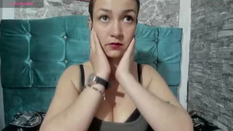 Snapshot of cloe66 chatting on July 13, 1:47 pm cloe66 online show from July 13, 1:47 pm
