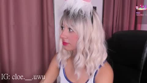 Snapshot of cloe__hills chatting on September 25, 12:53 pm Cloe online show from September 25, 12:53 pm