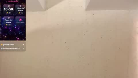 CLOE online show from November 11, 3:34 pm