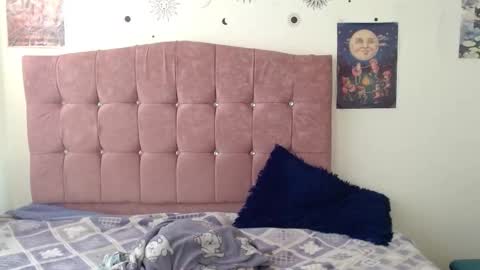 Snapshot of cloe_sun_ chatting on November 1, 7:05 pm cloe_sun_ online show from November 1, 7:05 pm