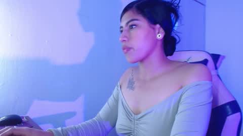 sara online show from February 18, 11:50 am