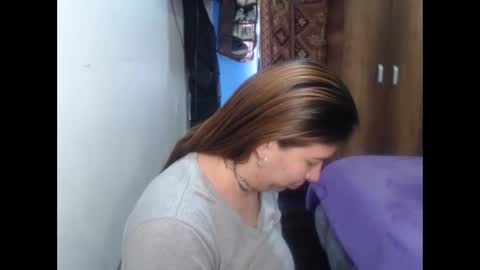 cloepregnant25 online show from February 22, 2:26 pm