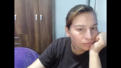 cloepussy online show from November 14, 5:44 pm
