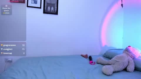 clohe_j online show from February 7, 4:27 am