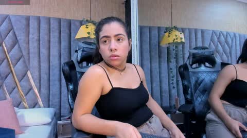 Clohe the wonder online show from April 6, 7:15 pm