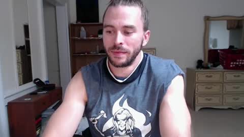 Snapshot of cloud900x chatting on September 17, 2:35 am Cloud online show from September 17, 2:35 am