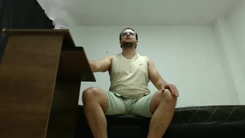 cloudsfunxxx online show from May 7, 3:06 pm