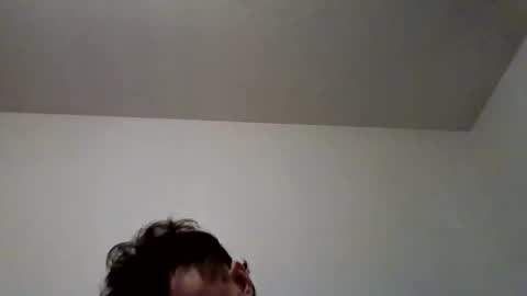 tallhungandcloudy online show from March 2, 4:58 am