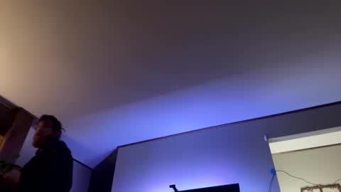 cloverboy1988 online show from November 23, 1:00 pm