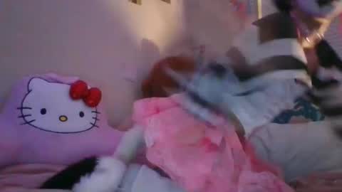 Snapshot of clownbambi chatting on February 5, 4:16 am clownbambi online show from February 5, 4:16 am