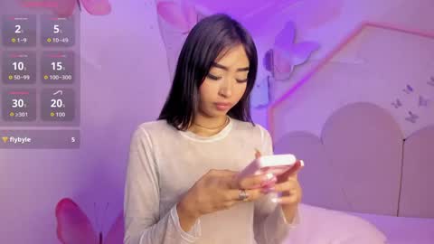 Eilyn online show from May 27, 1:57 am