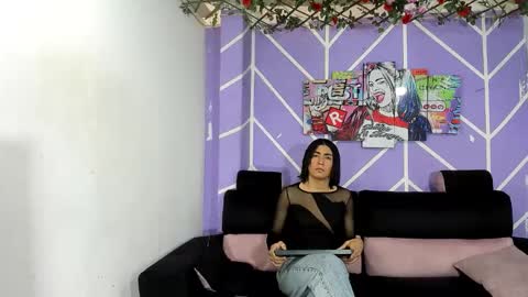Snapshot of club_latinboys chatting on April 27, 12:47 pm club_latinboys online show from April 27, 12:47 pm