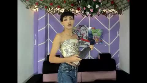Snapshot of club_latinboys chatting on May 9, 1:49 pm club_latinboys online show from May 9, 1:49 pm
