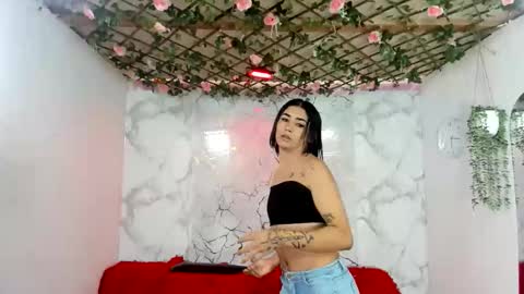 Snapshot of club_latinboys chatting on May 25, 1:17 pm club_latinboys online show from May 25, 1:17 pm