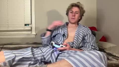 Clyde Austin online show from January 9, 3:09 am