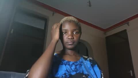Ninah online show from May 26, 10:28 pm