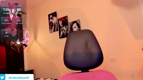 Valerie  nenitasexy online show from October 21, 1:34 pm