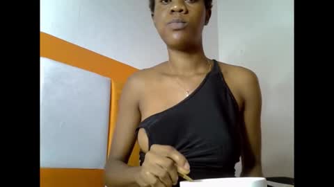 Snapshot of cockfanx chatting on November 18, 1:04 pm cockfanx online show from November 18, 1:04 pm