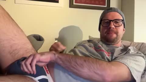 Snapshot of cockteas3 chatting on December 3, 2:47 am cockteas3 online show from December 3, 2:47 am