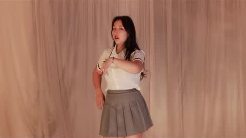 Snapshot of coco20020924 chatting on December 18, 2:28 am coco20020924 online show from December 18, 2:28 am